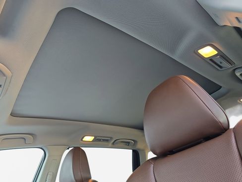 Used 2019 Subaru Ascent Touring w/ Popular Package #2 image 32