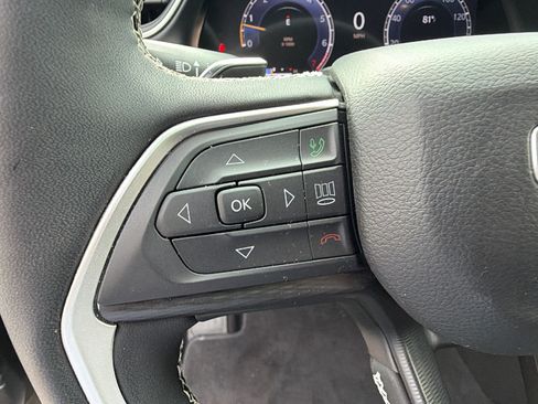 Used 2025 Jeep Grand Cherokee L Laredo AWD/4WD image 30