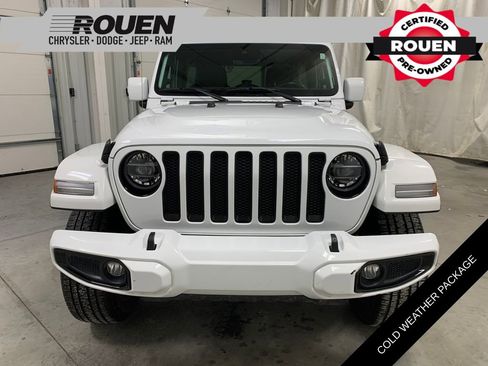 Used 2021 Jeep Wrangler Unlimited Sahara image 29