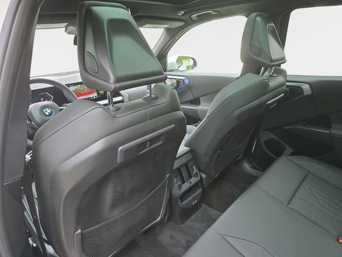 Used 2025 BMW X3 xDrive30i w/ M Sport Package image 13