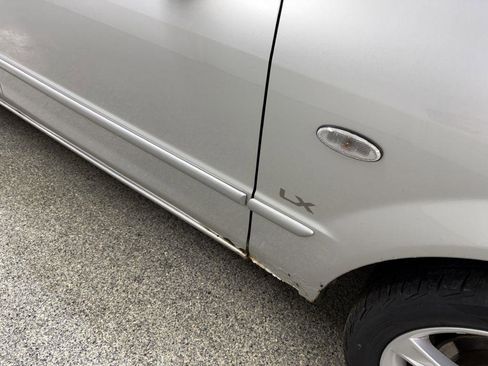 Used 2003 MAZDA Protege LX image 31