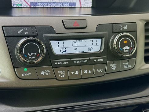 Used 2016 Honda Odyssey Touring image 18