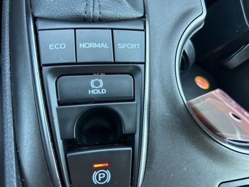 Used 2024 Toyota Camry XSE w/ Navigation Package FWD image 17