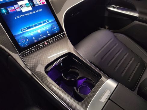 Certified 2026 Mercedes-Benz GLC 300 image 24