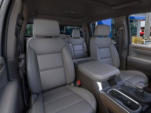 New 2026 GMC Sierra 1500 SLT image 16