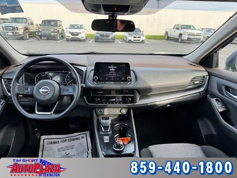 Used 2023 Nissan Rogue SV AWD/4WD image 34
