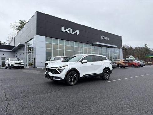 Certified 2023 Kia Sportage EX image 1