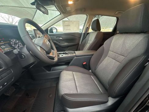 New 2026 Nissan Rogue SV w/ Cold Weather Package FWD image 7