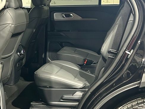 New 2026 Ford Explorer Active w/ Active Comfort Package image 52