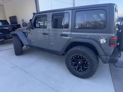 Used 2019 Jeep Wrangler Unlimited Rubicon image 4