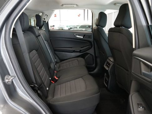 Used 2023 Ford Edge SE w/ Black Appearance Package AWD/4WD image 12