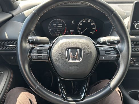 Used 2025 Honda HR-V Sport image 19
