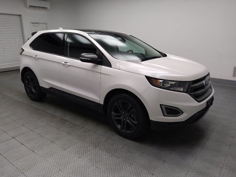 Used 2018 Ford Edge SEL w/ Equipment Group 201A AWD/4WD image 11