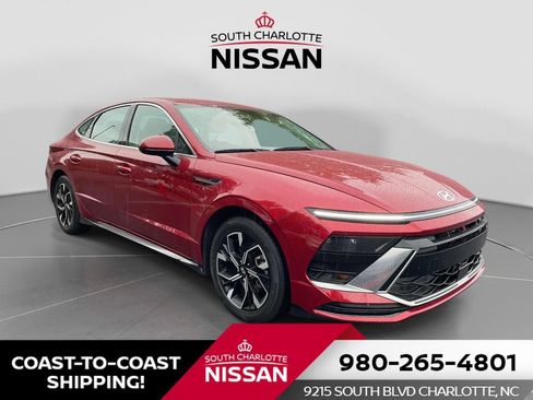 Used 2025 Hyundai Sonata SEL FWD image 1