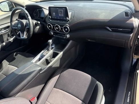 Used 2023 Nissan Sentra SR w/ Midnight Edition Package FWD image 18