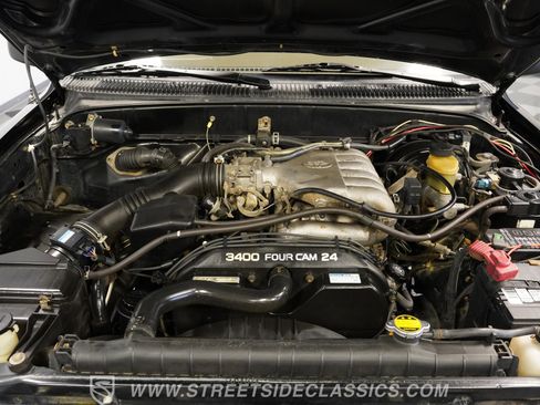 Used 1998 Toyota Tacoma 4x4 w/ SR5 Package image 33