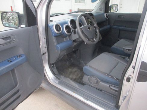 Used 2005 Honda Element LX image 23