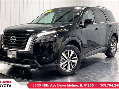 Used 2025 Nissan Pathfinder SL