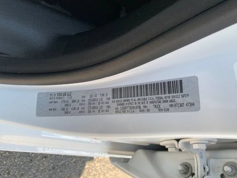 Used 2019 RAM 1500 Big Horn AWD/4WD image 24