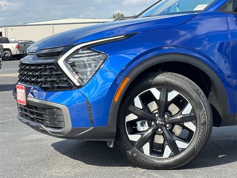 Used 2024 Kia Sportage X-Line w/ X-Line Premium Package image 3