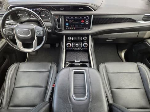 Used 2021 GMC Yukon XL Denali AWD/4WD image 6