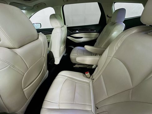 Used 2024 Buick Enclave Essence w/ Experience Buick Package AWD/4WD image 32