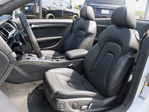 Used 2015 Audi RS 5 Cabriolet AWD/4WD image 31