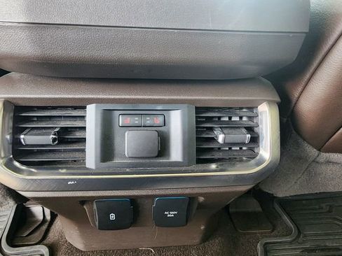 Used 2021 Ford F150 King Ranch w/ Equipment Group 601A High AWD/4WD image 22
