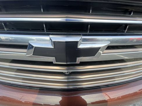 Certified 2022 Chevrolet Suburban High Country AWD/4WD image 32