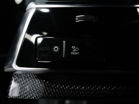 Used 2023 Audi SQ8 Premium Plus w/ SQ8 Luxury Package AWD/4WD image 21