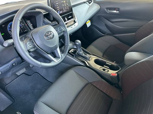 New 2026 Toyota Corolla SE FWD image 9