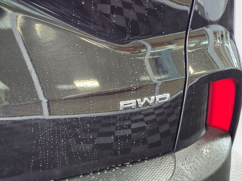 Used 2024 Ford Escape Platinum AWD/4WD image 15