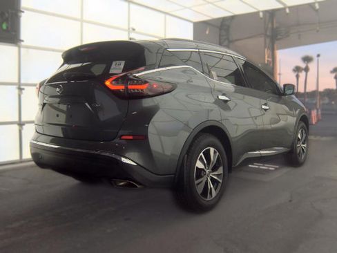 Used 2020 Nissan Murano SV FWD image 2