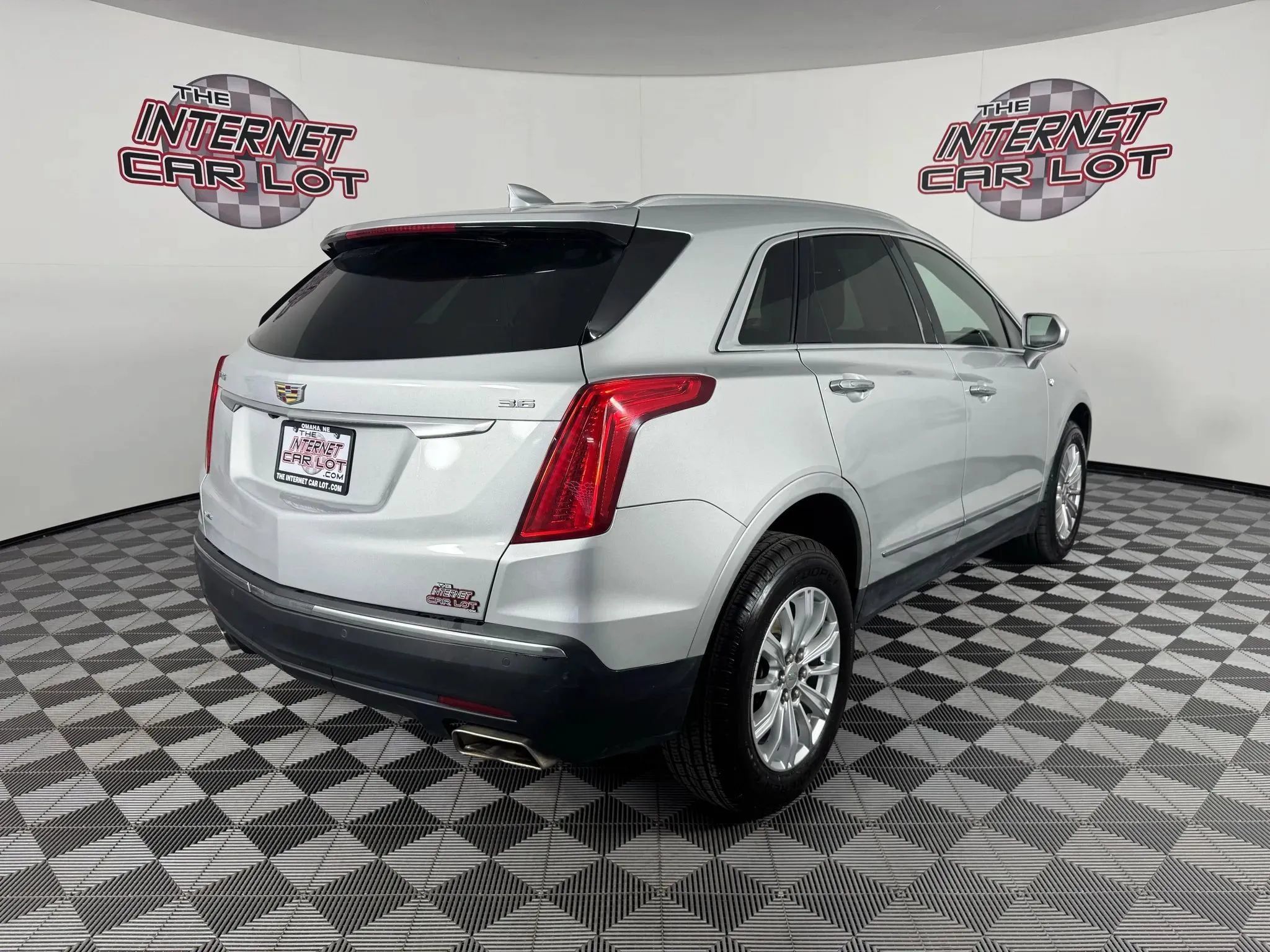 Used 2018 Cadillac XT5 AWD image 7