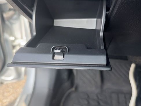 Used 2023 Toyota Camry SE w/ Convenience Package image 21