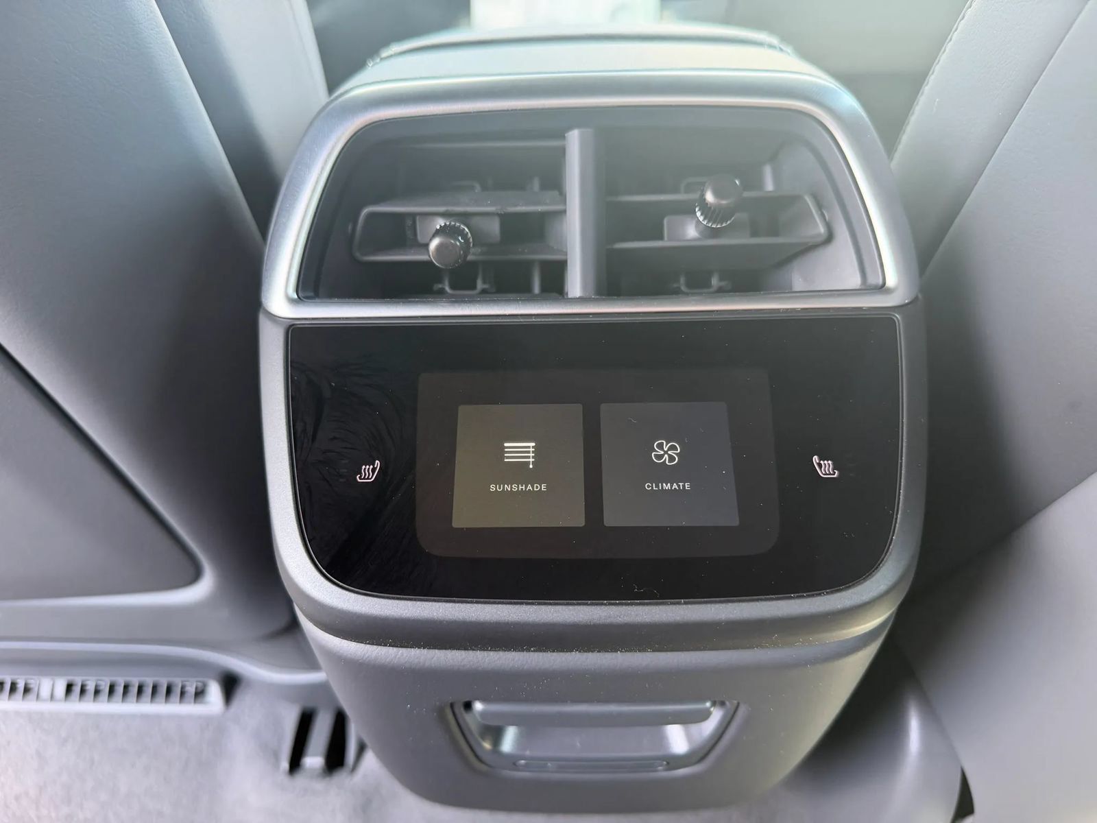 Used 2024 Lucid Air Touring AWD/4WD image 36
