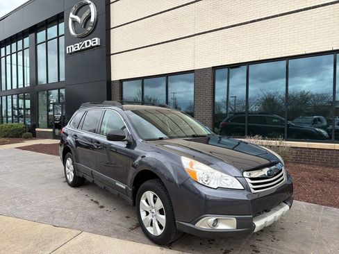 Used 2012 Subaru Outback 2.5i Limited image 1