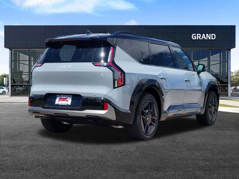 New 2026 Kia EV9 GT-Line AWD/4WD image 5