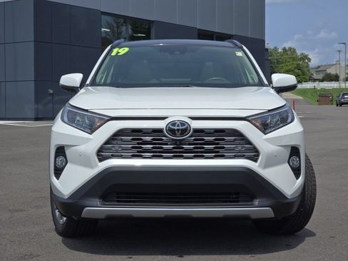 Used 2019 Toyota RAV4 Limited w/ Advanced Technology Package AWD/4WD image 15