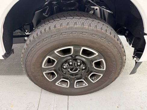 New 2026 Ford F250 Platinum image 5