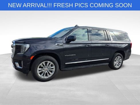 Certified 2024 GMC Yukon XL SLT w/ SLT Luxury Package image 2