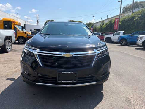 Used 2024 Chevrolet Equinox LT AWD/4WD image 2