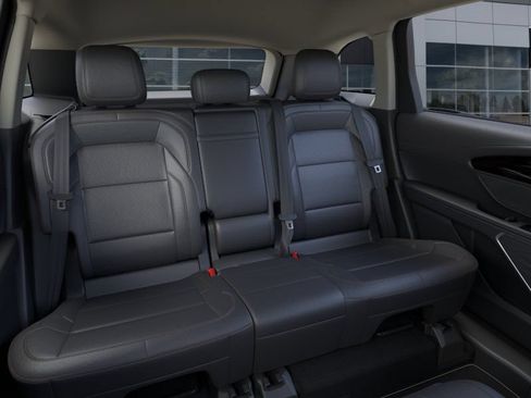New 2026 Lincoln Nautilus Premier AWD/4WD image 11
