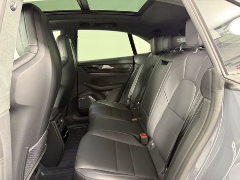 New 2025 Porsche Macan Turbo Electric image 16