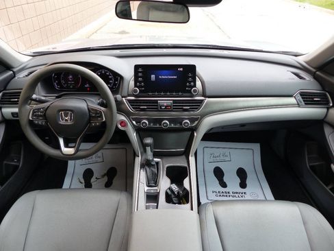 Used 2019 Honda Accord LX image 21