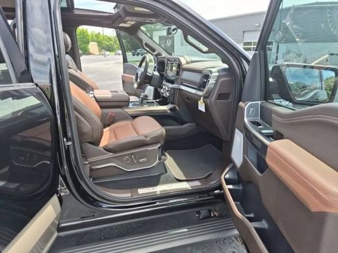 Used 2025 Ford F150 King Ranch AWD/4WD image 12