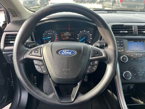 Used 2020 Ford Fusion S FWD image 21