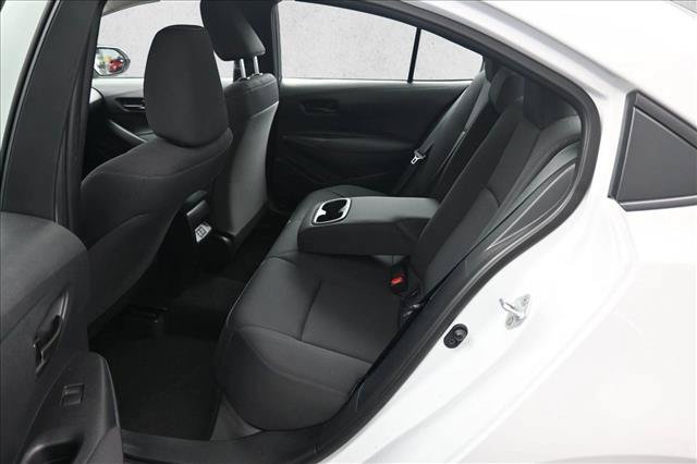 Used 2025 Toyota Corolla LE FWD image 19