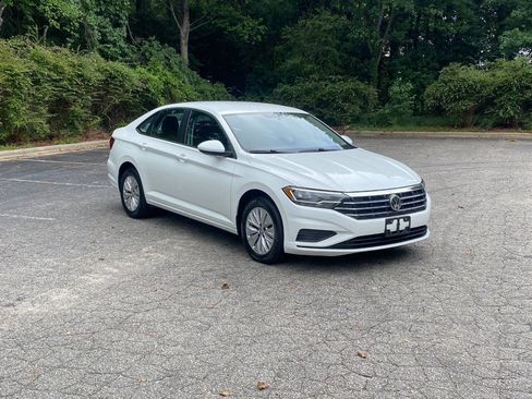 Used 2019 Volkswagen Jetta S FWD image 3