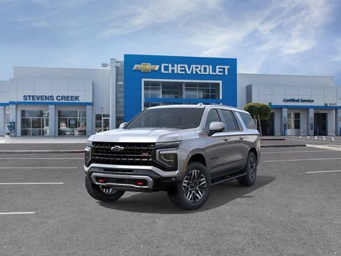 New 2026 Chevrolet Suburban Z71 w/ Z71 Off-Road Package AWD/4WD image 8